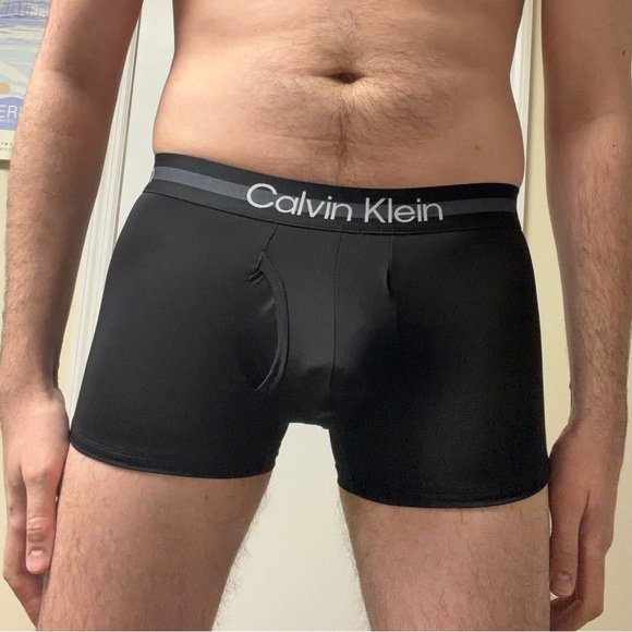 Calvin Klein Men's Black Boxer Brief Trunks with Gray Waistband - Picture 2 of 4
